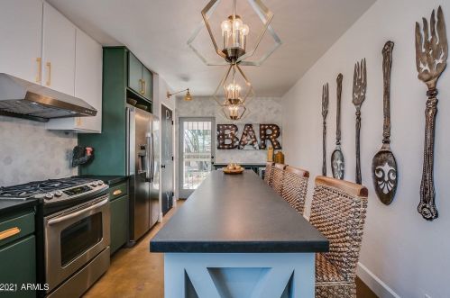 315 Edgemont Ave, Phoenix AZ 85035-1808 exterior