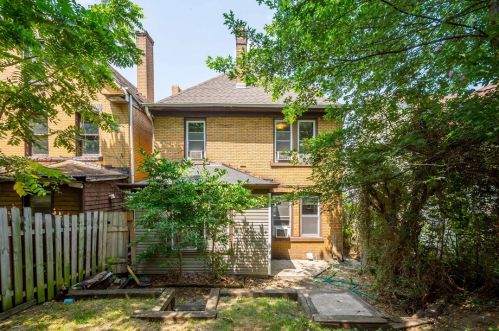 7706 Cannon St, Pittsburgh PA  15218-2109 exterior