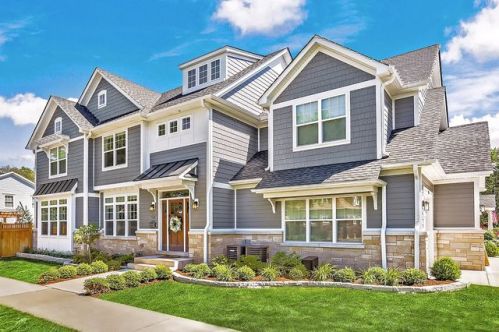 763 Chatham Ave, Elmhurst IL  60126-4528 exterior