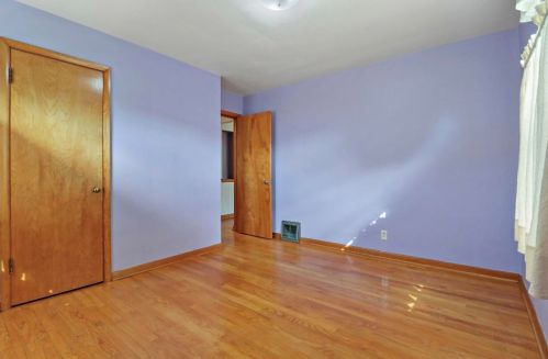 4803 Fillmore Dr, Milwaukee WI 53219-2365 exterior