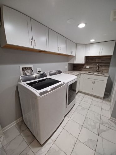 7918 Metropole St, Chicago IL 60707-1035 exterior