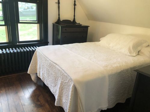 113 Main St, Manor, PA 15665-9716