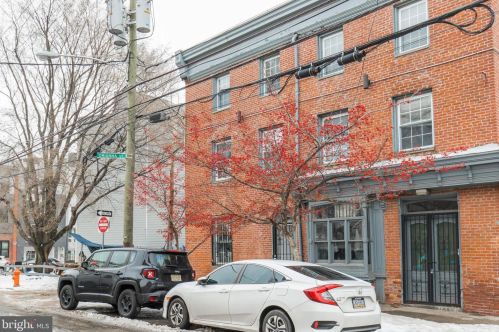 1453 4th St, Philadelphia, PA 19147-5918