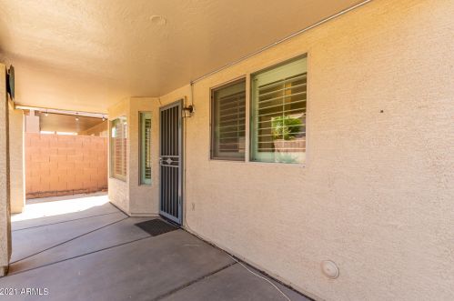 3096 Palm Beach Dr, Chandler AZ  85249-9053 exterior