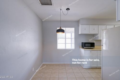 8237 8th Pl, Phoenix AZ  85020-3445 exterior