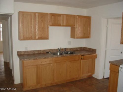 3422 Culver St, Phoenix AZ  85008-5215 exterior