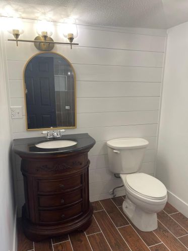 757 Dale Ave, Meskegon MI 49442-5539 exterior