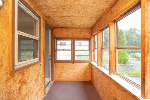 421 Britannia St, Taunton MA 02780-1853 exterior