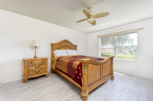 57 Huarte Way, Fort Pierce FL 34952-8548 exterior