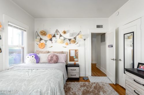 934 7th St, Tucson AZ  85719-5305 exterior