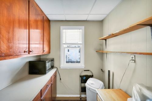 13 Bonner St, Chicopee MA 01013-1127 exterior