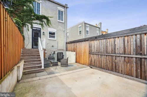 421 11 St, Washington DC 20002-6121 exterior