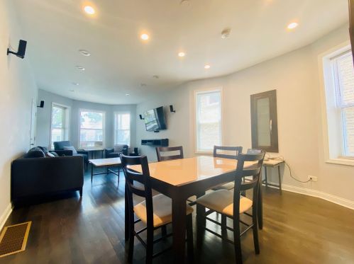 2316 Kedvale Ave, Chicago IL 60629-5110 exterior