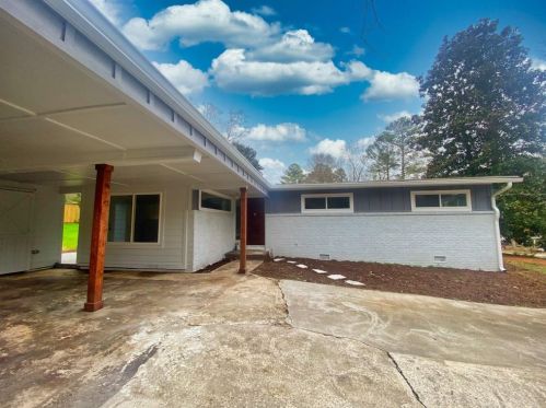 2668 Mcclave Dr, Atlanta, GA 30340-1939