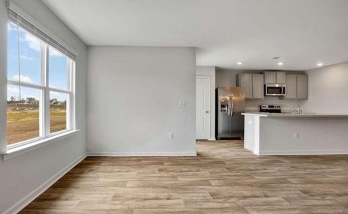 1224 Erica Way, Atlanta GA 30354-3640 exterior