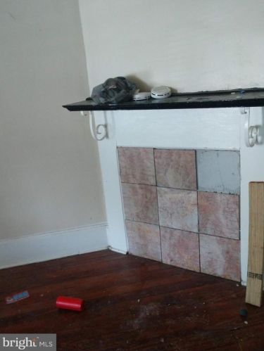 25 Front St, Darby PA 19023-3013 exterior