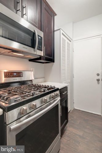 441 Mellon St, Washington DC 20032-2645 exterior