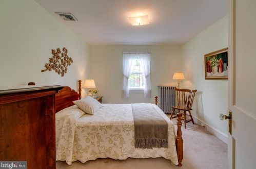 823 Helen Ave, Lancaster PA 17601-4508 exterior