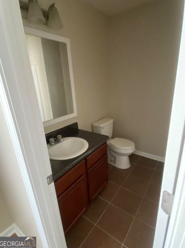 2837 Laurel Rdg Cir, Atlanta GA 30344-8019 exterior