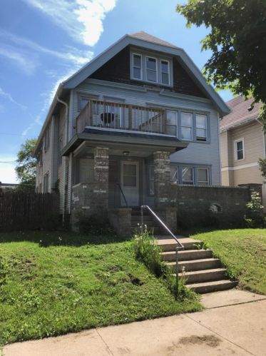 2618 40th St, Milwaukee WI 53210-2504 exterior