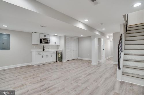 31 V St, Washington DC  20001-1012 exterior