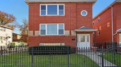 6601 Cornelia Ave, Chicago, IL 60634-2418