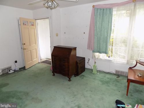 124 Ardmore Ave, Runnemede, NJ 08078-1703