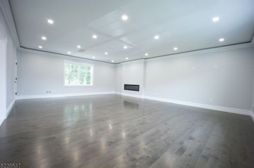 37 Overlook Ave, Paterson NJ 07508-2570 exterior