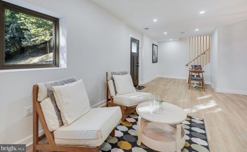 17 Ritchie Ave, Silver Spring MD  20910-5109 exterior