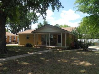 707 Highland Park Dr, Mulvane, KS 67110-1436