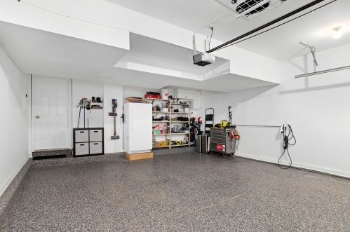 1323 Hamilton Ave, Elmhurst IL 60126-5407 exterior