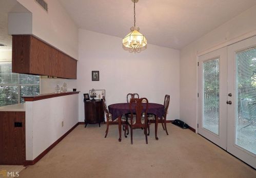 2351 Bankston Cir, Lithonia GA 30078-5724 exterior