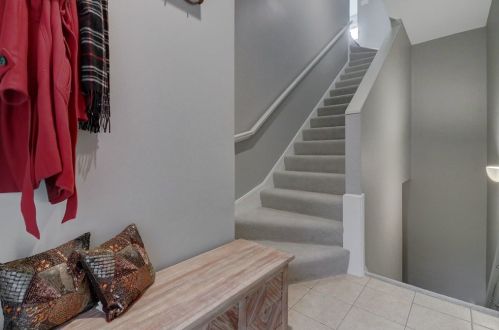 1727 George St, Chicago IL  60657-6874 exterior