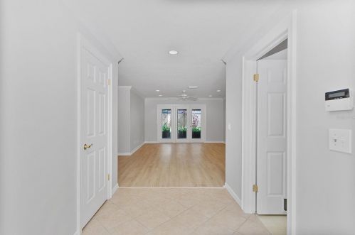 5017 Cypress Trace Dr, Tampa FL  33624-6911 exterior