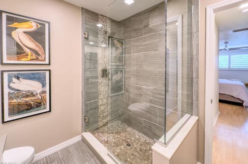 201 Woodshire Ln, Naples FL 34105-7429 exterior