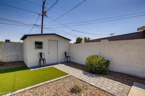 2615 Fairmount Ave, Phoenix AZ 85015-5356 exterior