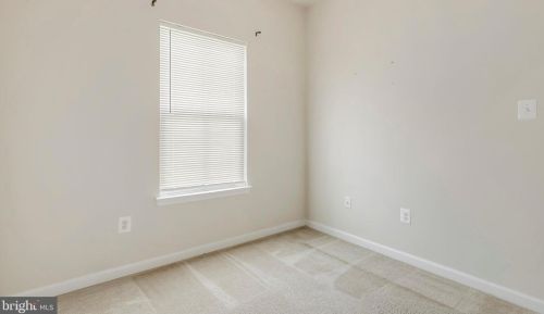 553 Fox River Hills Way, Glen Burnie MD 21060-8489 exterior