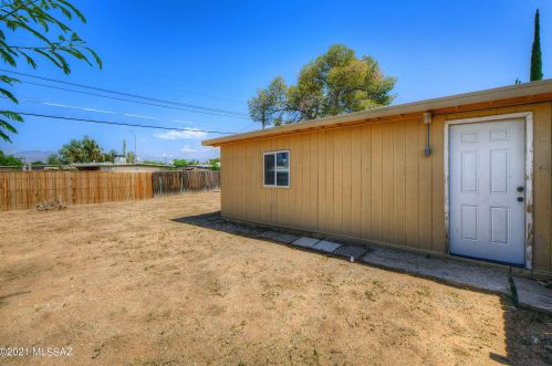 4541 32 St, Tucson AZ 85710-6038 exterior