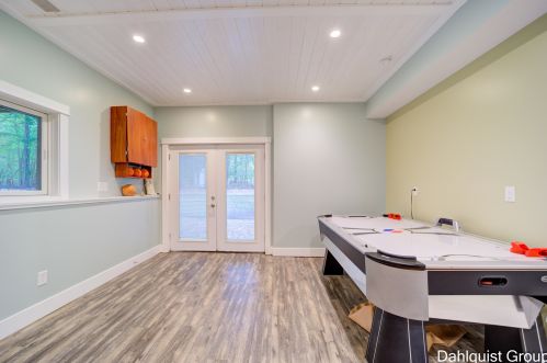 1626 Orshal Rd, Meskegon MI 49445-8804 exterior