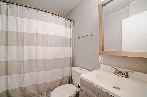 1409 Hillsdale Ave, Pittsburgh PA  15216-2018 exterior