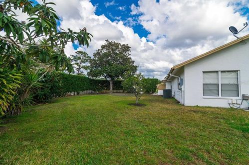 4302 Middle Lk Dr, Tampa FL 33624-3411 exterior