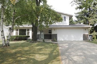 1112 Berkshire Dr, Kalamazoo MI  49006-5470 exterior