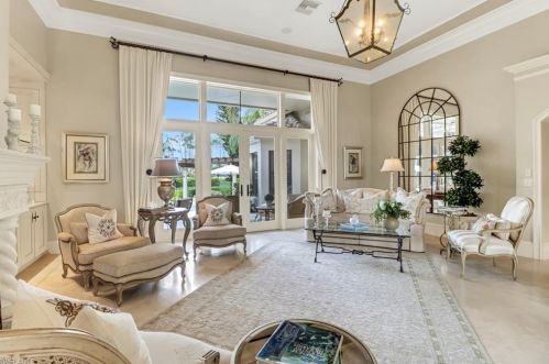 12911 Bald Cypress Ln, Naples FL 34119-8527 exterior