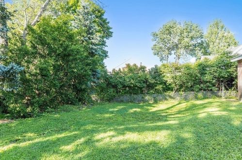 30 Maple Ave, North Andover MA 01845-3613 exterior