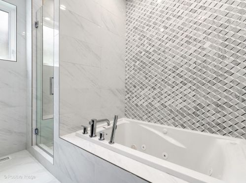 1728 Talman Ave, Chicago IL  60647-5224 exterior