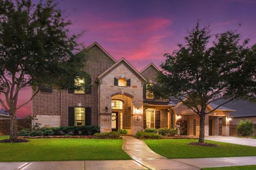 5106 Kendalia Cloud Ln, Fulshear TX 77441-1495 exterior