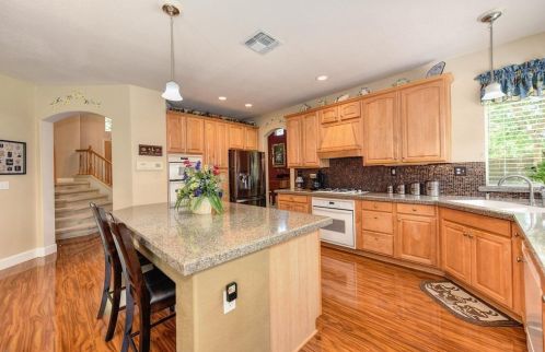 200 Knapp Ct, Folsom, CA 95762-7548