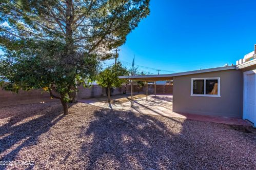 5852 30 St, Tucson AZ 85713-3606 exterior