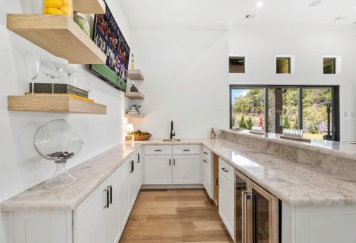 33218 Waltham Xing, Fulshear TX 77441-4205 exterior