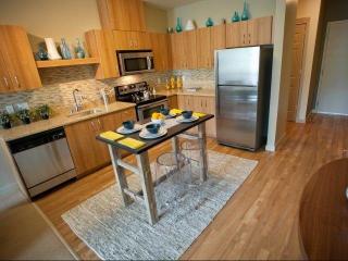 8606 35th Ave, Seattle WA  98115-3681 exterior